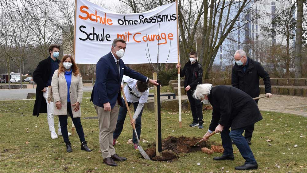 2021 04 22 Schule ohne Rassismus Erinnerungsbaum